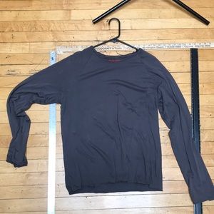 Velvet men medium long sleeve gray tee